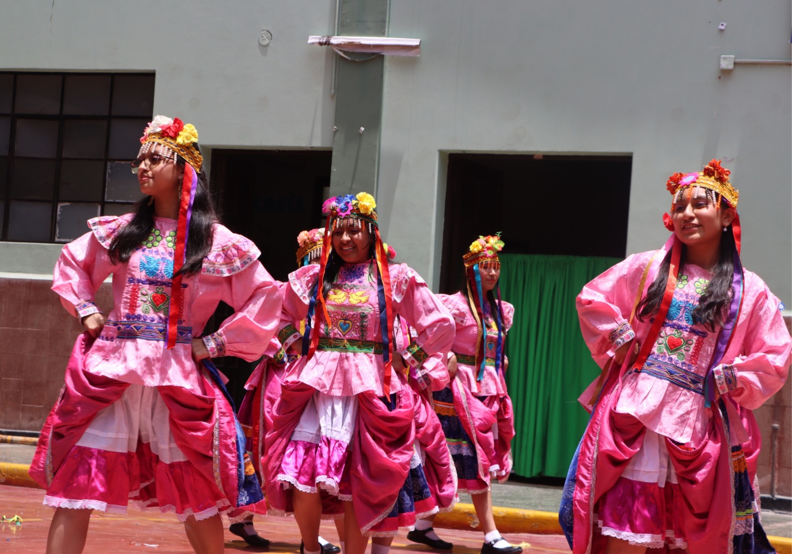 WhatsApp Image 2025-11-18 at 9.31.58 AM (5) FESTIVAL DE INTERCULTURALIDAD 2025